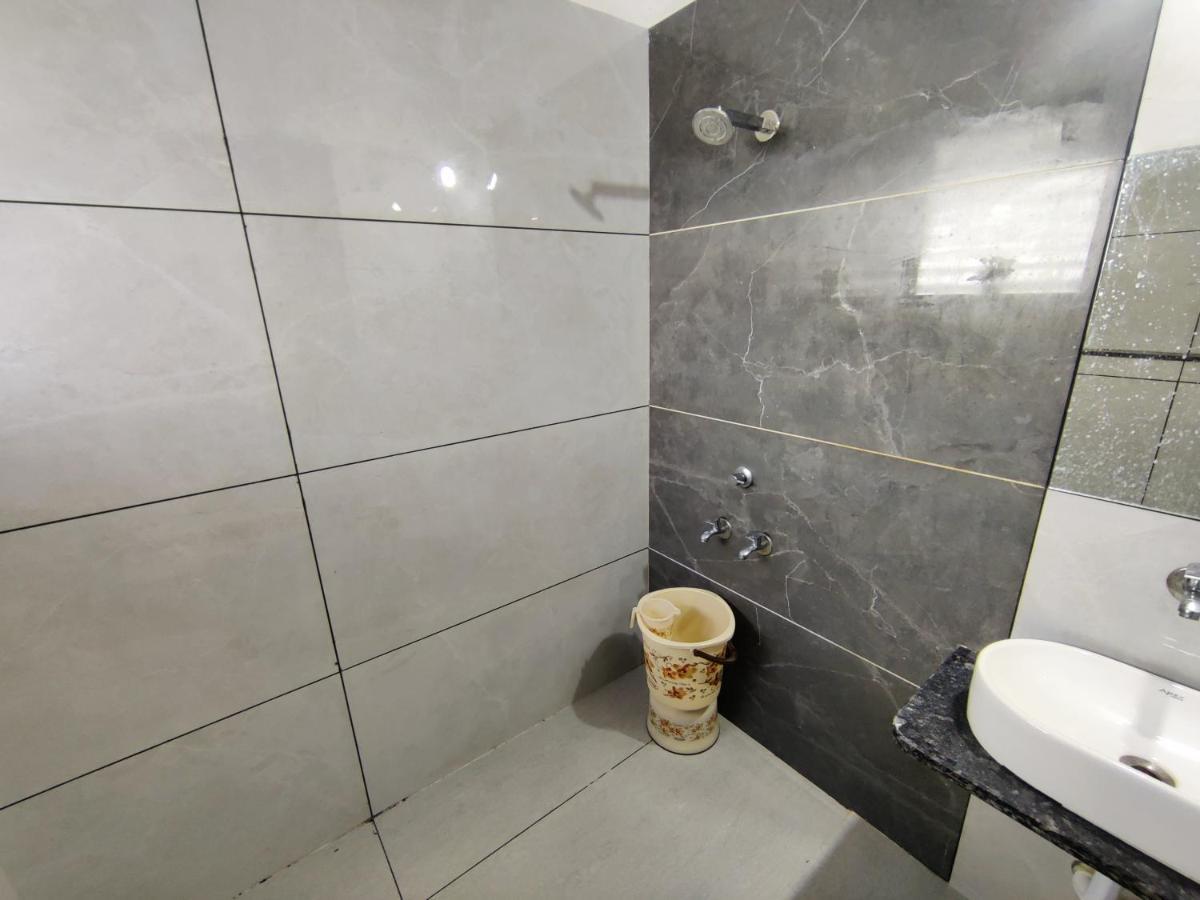 Hotel Sai Ssl Širdi Exteriér fotografie
