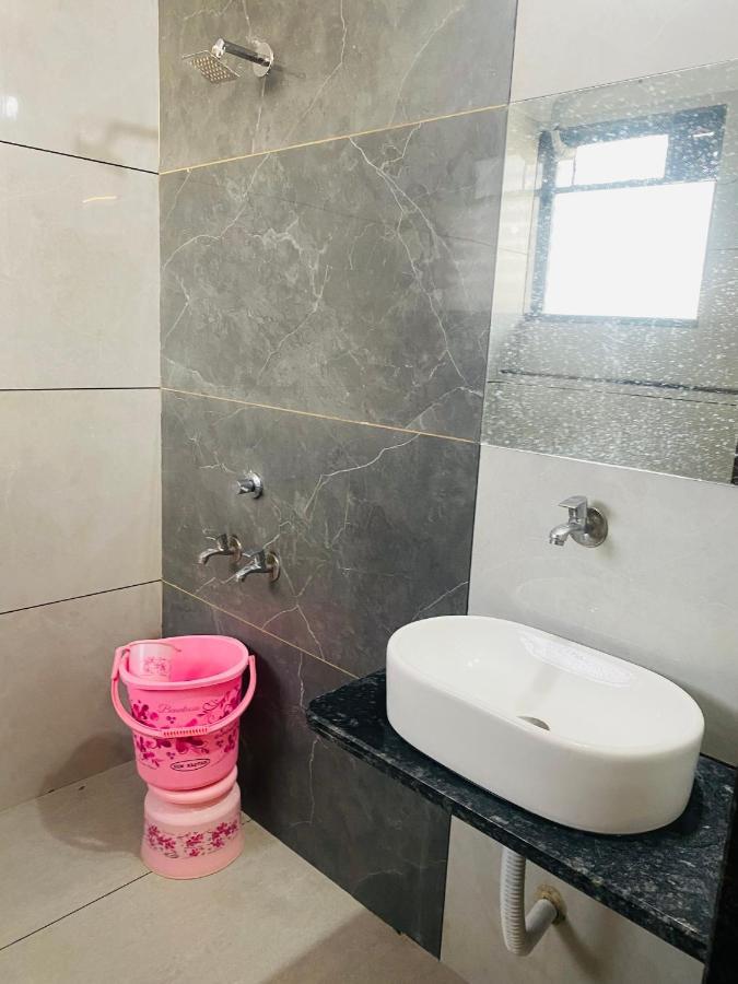 Hotel Sai Ssl Širdi Exteriér fotografie